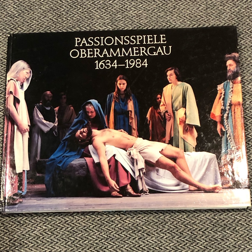 Vintage 1984 Passionsspiele Oberammergau 1634-1984 Hardcover Book